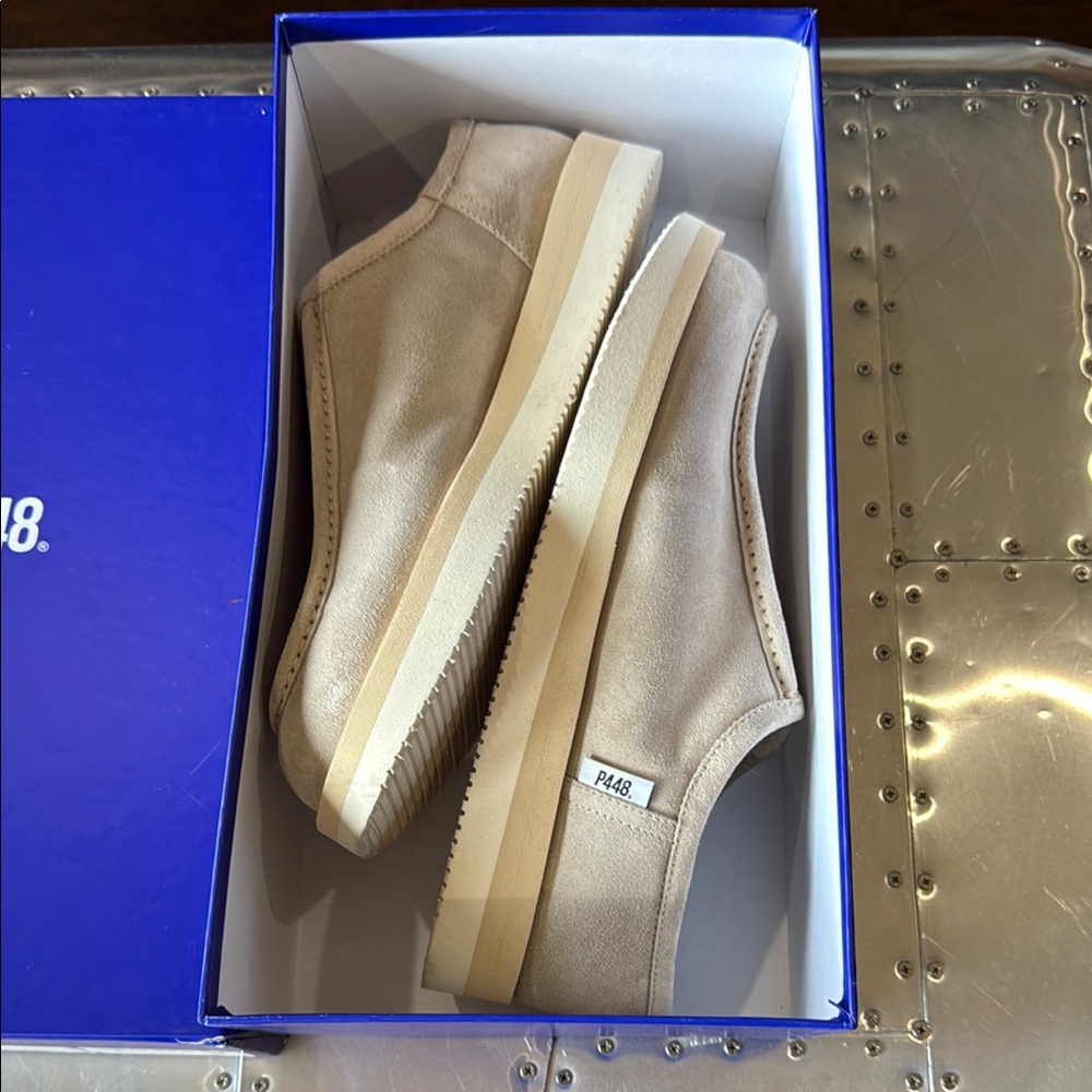 P448 Taupe Suede Slip-On Loafers Mens Size 9